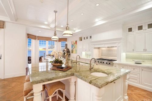 47 Strand Beach Dr, Dana Point CA  92629-2755 exterior