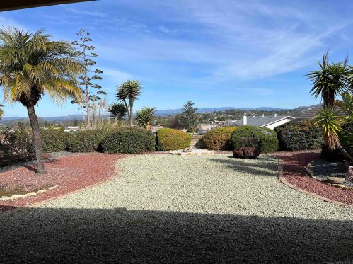 12424 Oliva Rd, San Diego, CA 92128-3124
