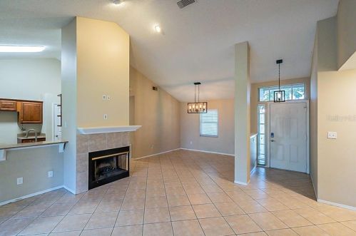 405 Country Wood Cir, Lake Mary FL  32746-4842 exterior