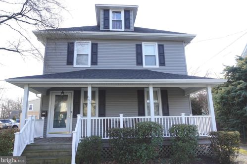 605 Delaware Ave, Florence, NJ 08518-1604