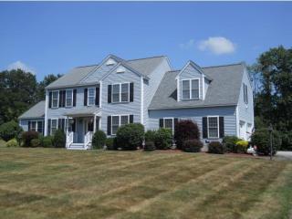 40 High Range Rd, Londonderry, NH 03053-3122