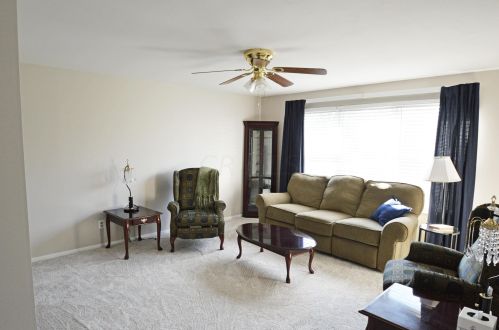 425 Geron Dr, Springfield OH 45505-2803 exterior