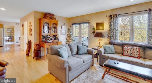 411 Shipwrighter Way, Lansdale PA  19446-4022 exterior