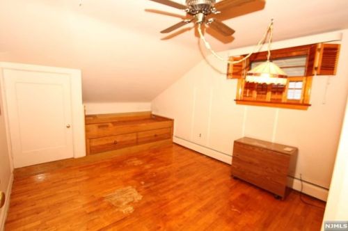 434 Harristown Rd, Ridgewood NJ  07452-2836 exterior