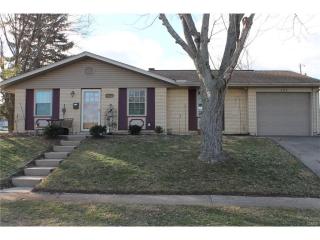 107 Mccraw Dr, Englewood, OH 45322-3223