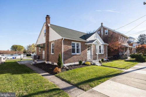 326 Glasgow St, Pottstown, PA 19464-6634