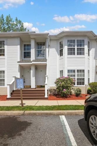 355 Old Tarrytown Rd, White Plains NY  10603-2608 exterior