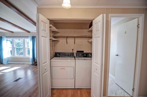 13 Rim Rd, Danville NH  03819-3184 exterior