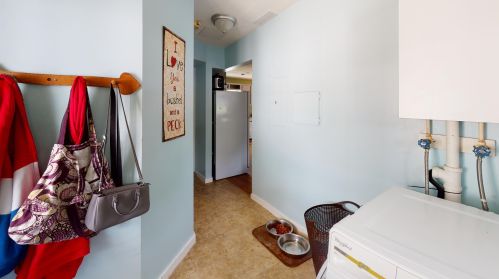 701 Sandusky Ave, Bellefontaine OH  43311-2735 exterior