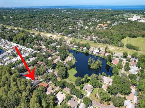 1289 Golden Oak Dr, Tarpon Springs, FL 34689-3921