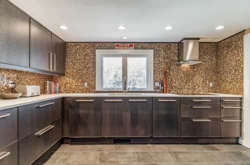 6 Wakeland Rd, Dover MA  02030-2055 exterior