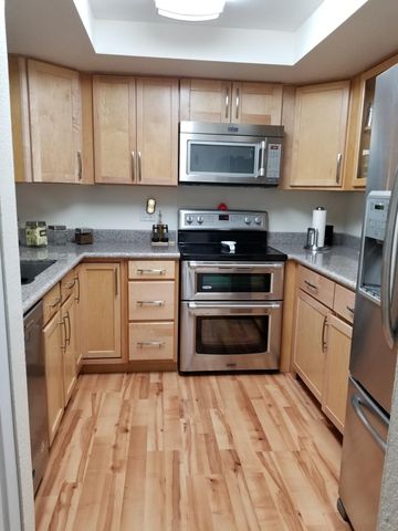 2503 4th St, Seattle, WA 98056-4062