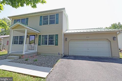 964 Johnson Dr, Gettysburg, PA 17325-8970
