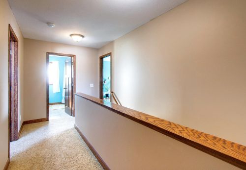 2410 Brogan Dr, Waterford MN  55057-3270 exterior
