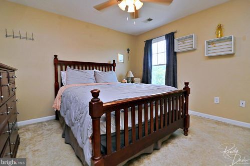 320 Stephen Ct, Charles Town WV  25414-4126 exterior