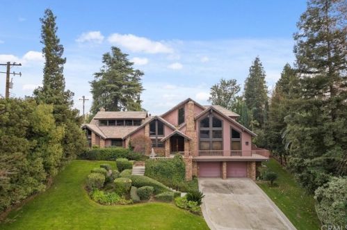 3521 Brae Burn Dr, Bakersfield, CA 93306-3646
