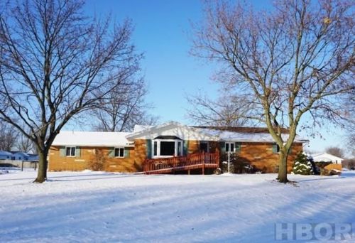 15814 Beechwood Rd, Findlay, OH 45840-9524