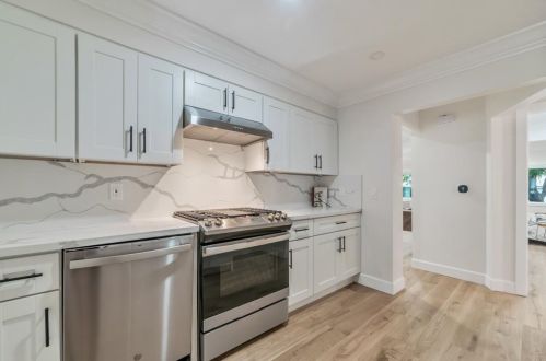 54 Reed St, San Jose CA  95110-2846 exterior