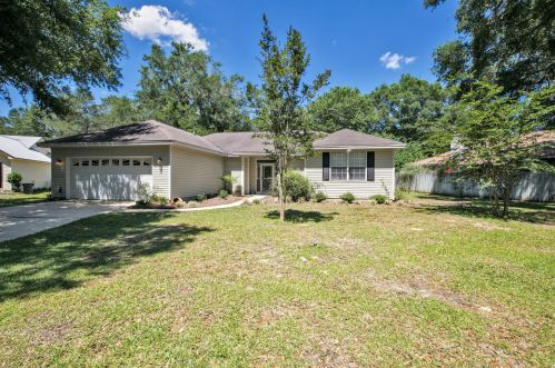38 Cypress Pl, Freeport, FL 32439-2836