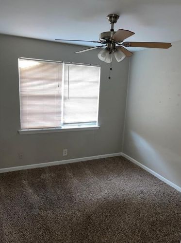 516 Hillery St, Burleson TX  76028-3535 exterior