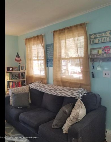 204 17th Ave, Belmar NJ  07719-2607 exterior