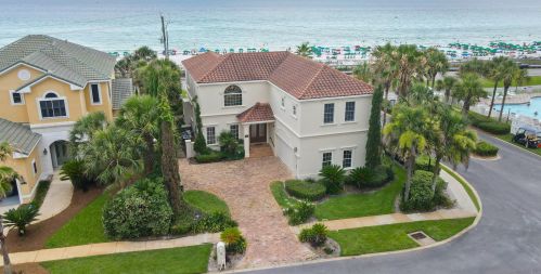 10 Ballamore Rd, Destin, FL 32550-3836