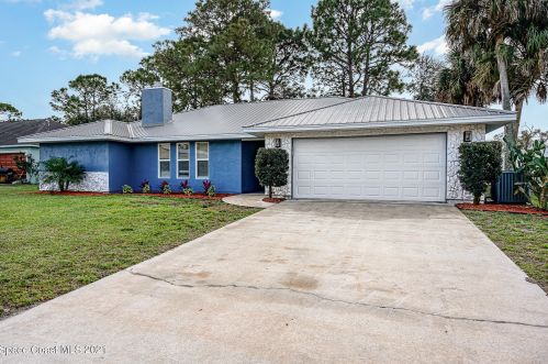 4555 Sugartown St, Cocoa, FL 32927-3889