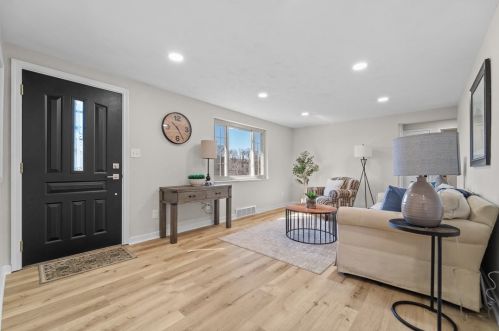 3637 Willett Rd, Pittsburgh, PA 15227-4437