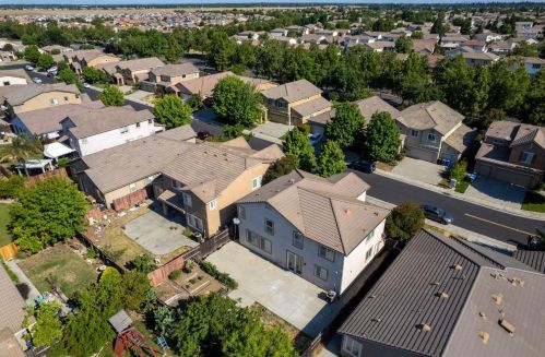 10040 Wild Orchid Way, Elk Grove CA  95757-4345 exterior