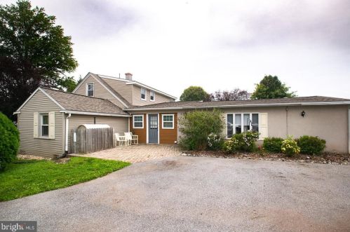 590 Borough Line Rd, Collegeville PA  19426-2804 exterior