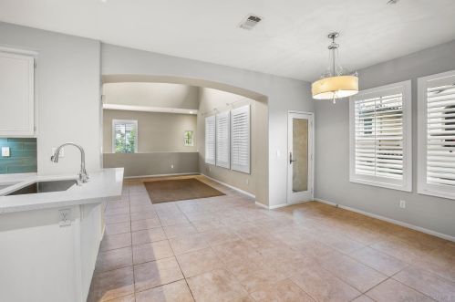 2728 Piantino Cir, San Diego CA 92108-4736 exterior