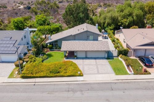 15527 Lodosa Dr, Whittier, CA 90605-1319