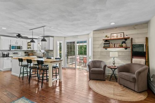 55 Linden Ln, West Greenwich RI  02817-2169 exterior