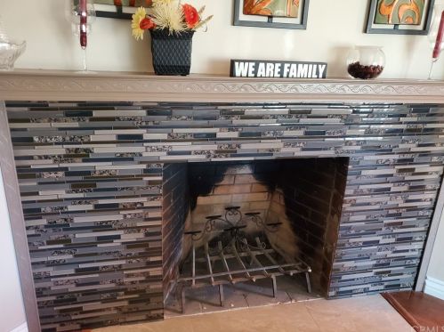 1017 Hawthorne St, Ontario, CA 91762-1516