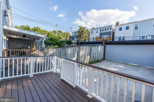 408 Emerson St, Washington DC 20011-6114 exterior