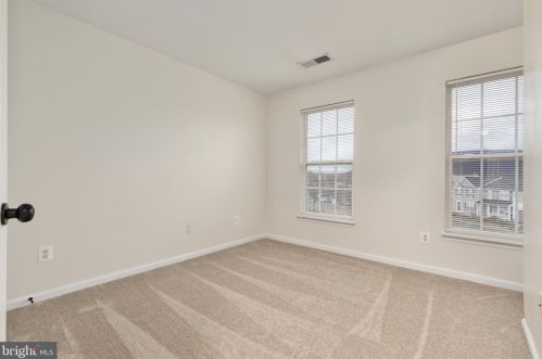 115 Frontier Fort Ln, Strasburg VA  22657-2177 exterior