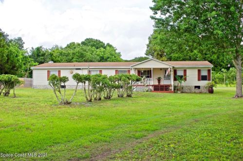 1985 Apache Ct, Titusville, FL 32796-1372