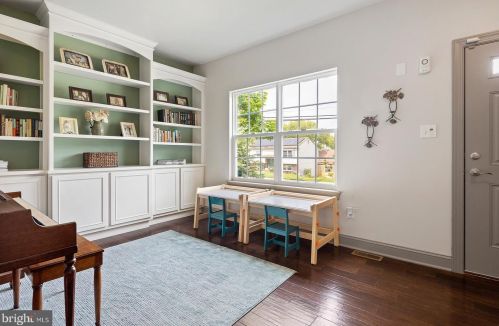 108 Chestnut St, Swedesboro NJ  08085-1201 exterior