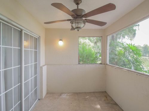 3924 Versailles Dr, Orlando FL  32808-2233 exterior