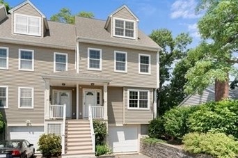 1401 Centre St, Boston, MA