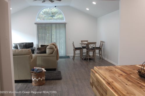 26 Rosewood Ct, Lakewood NJ  08701-5721 exterior