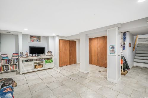 147 Waterside Ave, Northport NY  11768-2154 exterior