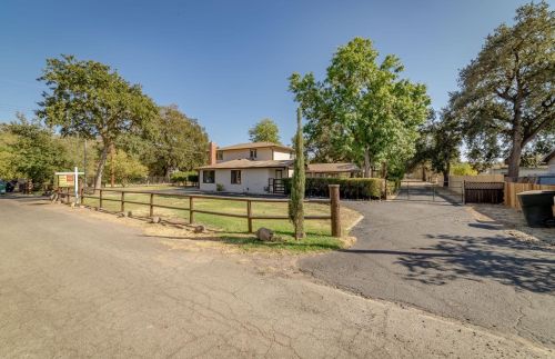740 K St, Rio Linda CA  95673-3425 exterior
