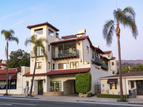 1532 State St, Santa Barbara CA  93101-2554 exterior