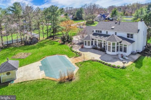 1800 Celeste Dr, Belmar NJ 07719-9506 exterior