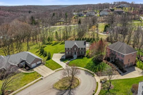 506 Lace Bark Ct, Gibsonia, PA 15044-6121