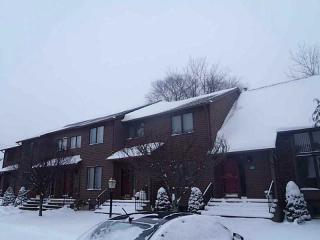 240 Mayfield Ave, Cranston RI  02920-2927 exterior