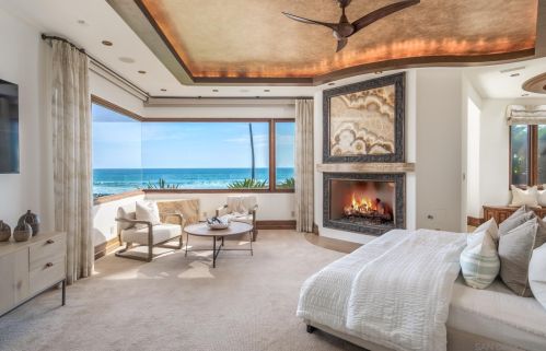 5305 Carlsbad Blvd, Carlsbad CA 92008-4416 exterior