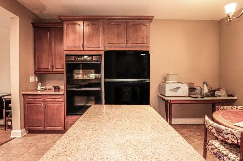 13 Ayers Ct, Metuchen NJ  08840-1172 exterior