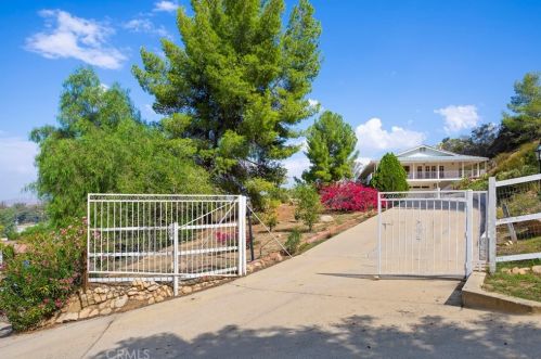 18345 Sanders Dr, Lake Elsinore, CA 92530-6114